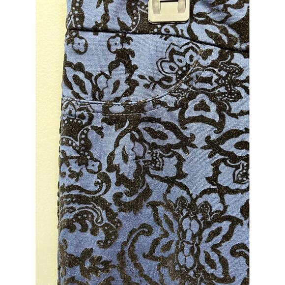 89TH & Madison blue/black floral embossed Pants Ladies size 8 - Picture 2 of 4